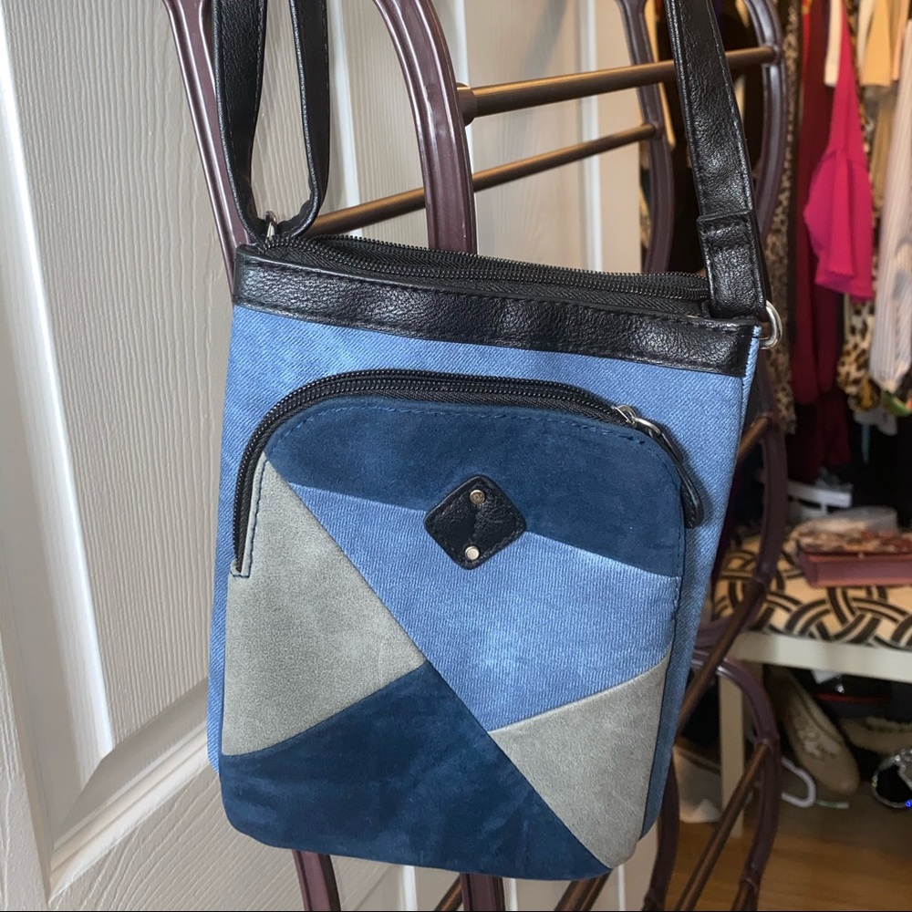 Blue pattern vintage cross body